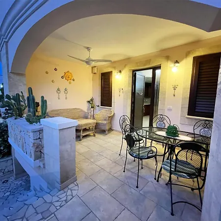 Casa Vicino La - Blevevacanze Pescoluse * Marina Di Pescoluse